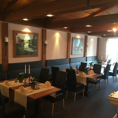 Hotel Frick's & Restaurant